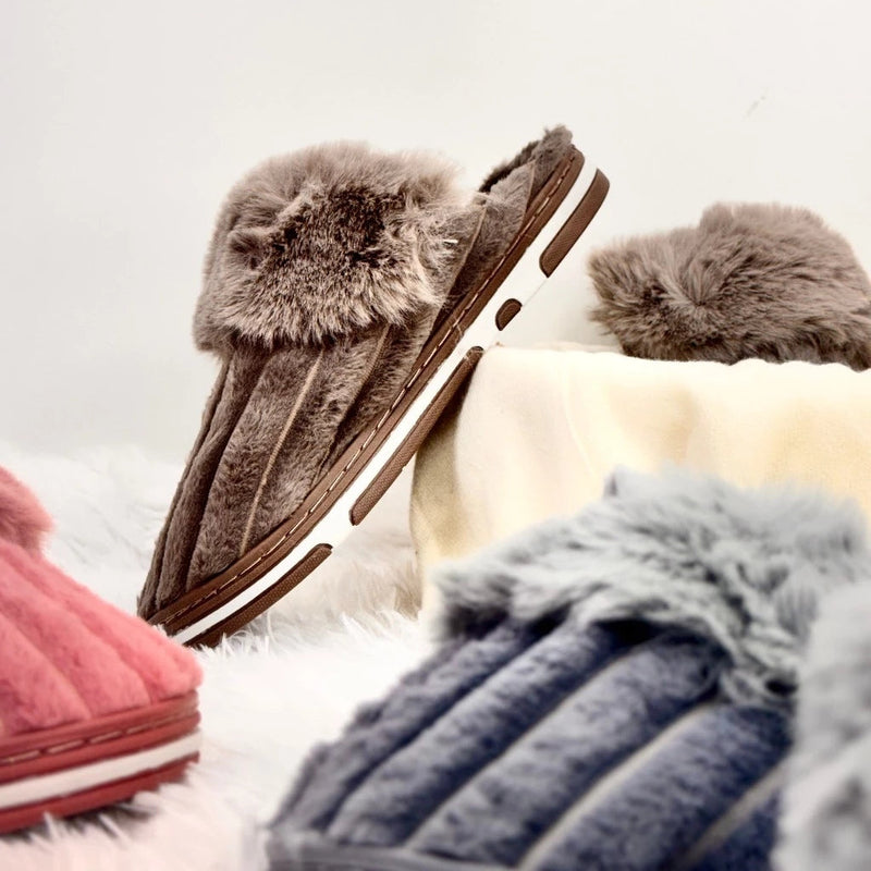 Pantufa de Inverno Pompom Feminina Antiderrapante
